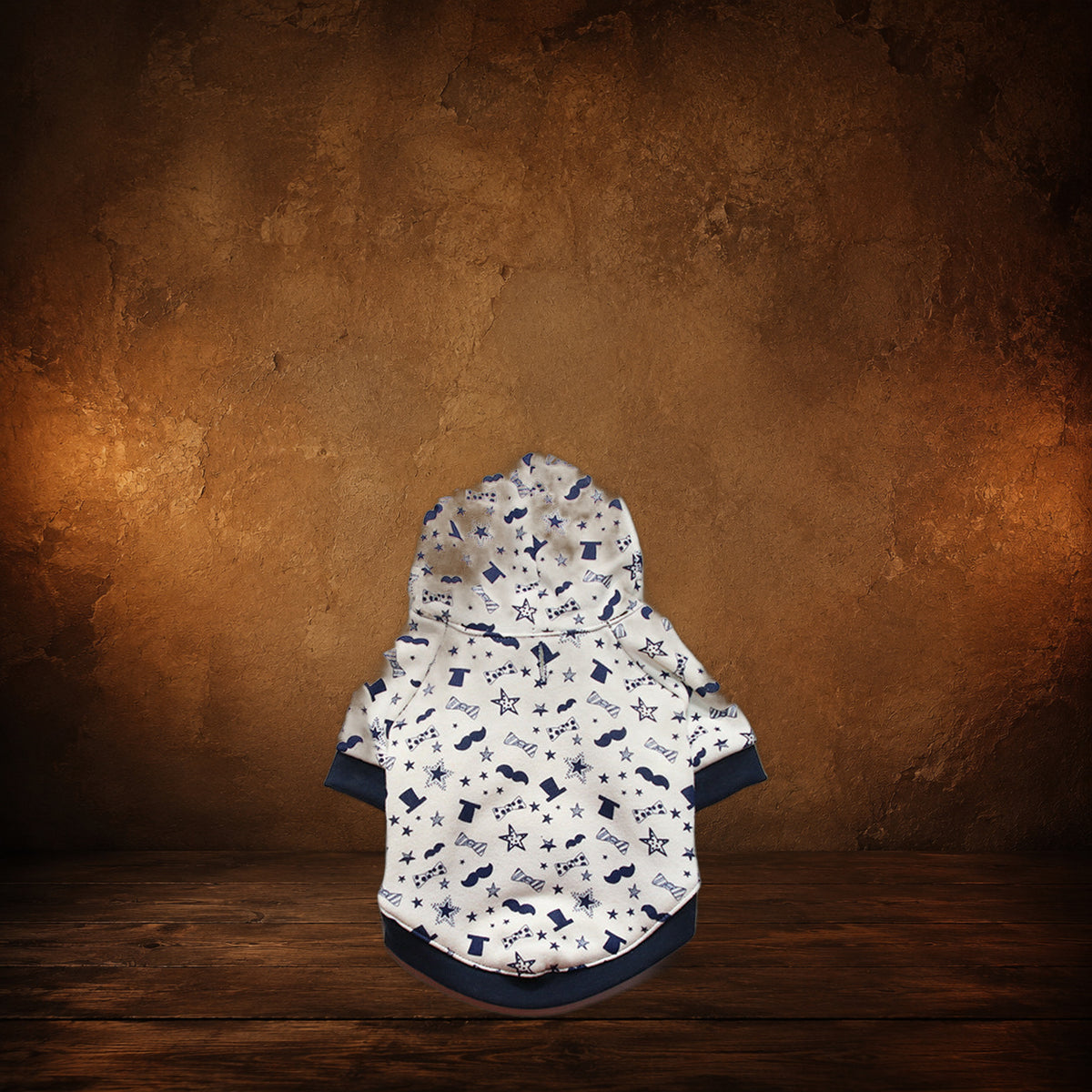 The Houndstooth Young Gentleman on an antique Pate’s Pugorium backdrop
