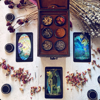 Children of Ostara — Limited Gold Tarot & Book Set