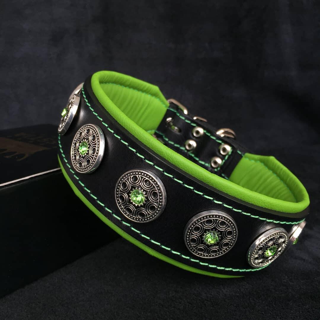 The Bijou — Black & Green Leather Collar
